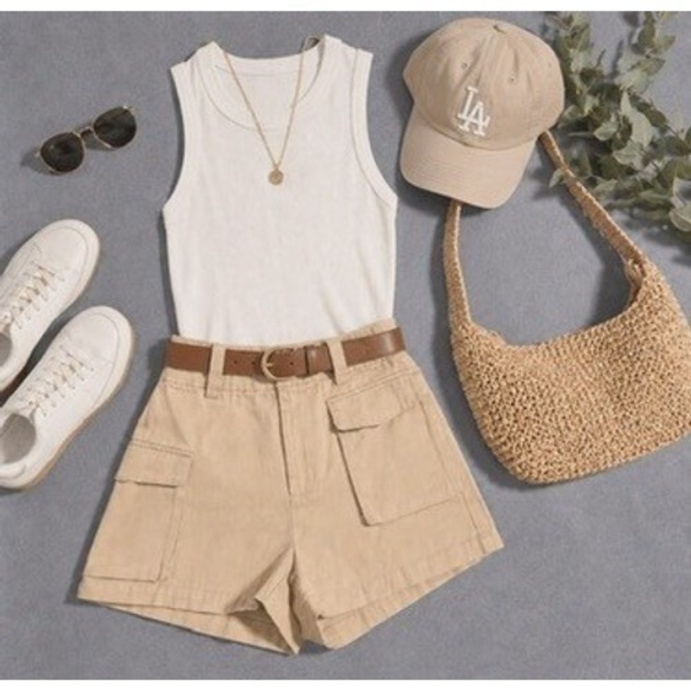 Tna Aritzia Women's Tan Khaki High-Waisted Cargo Utility Shorts Size XS